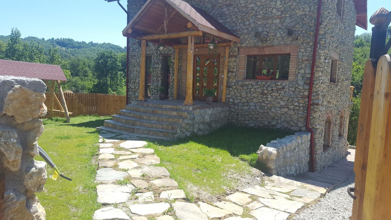 Casa Din Piatra Hotel Poiana  Kültér fotó