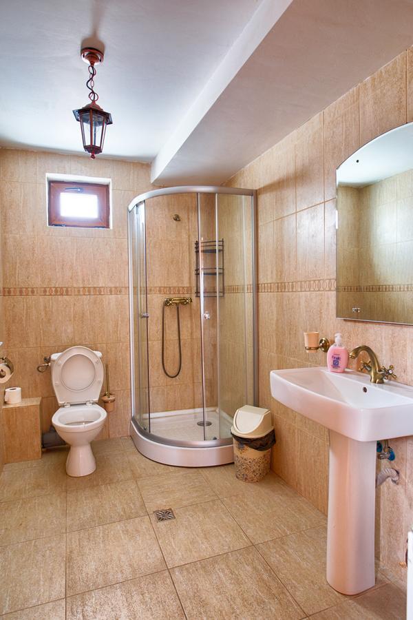 Casa Din Piatra Hotel Poiana  Kültér fotó