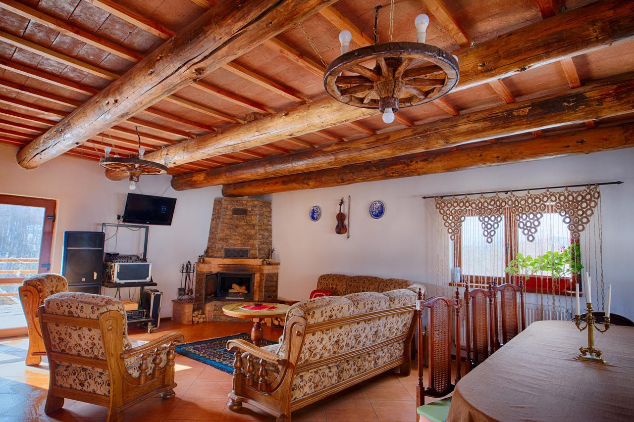 Casa Din Piatra Hotel Poiana  Kültér fotó