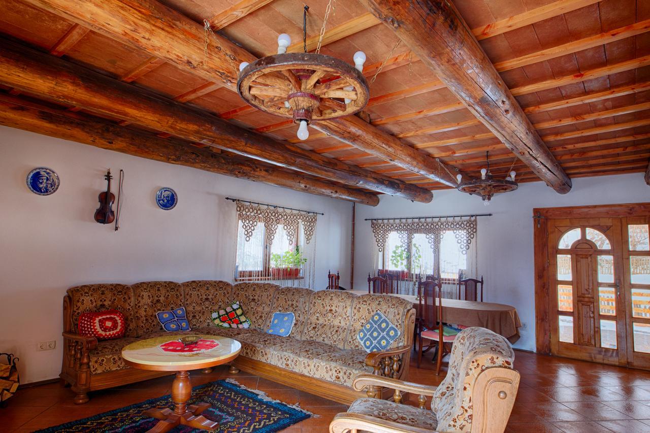 Casa Din Piatra Hotel Poiana  Kültér fotó