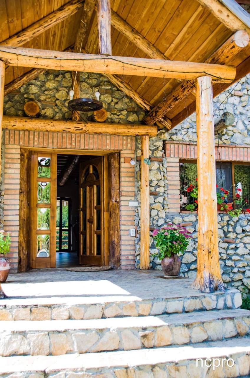 Casa Din Piatra Hotel Poiana  Kültér fotó